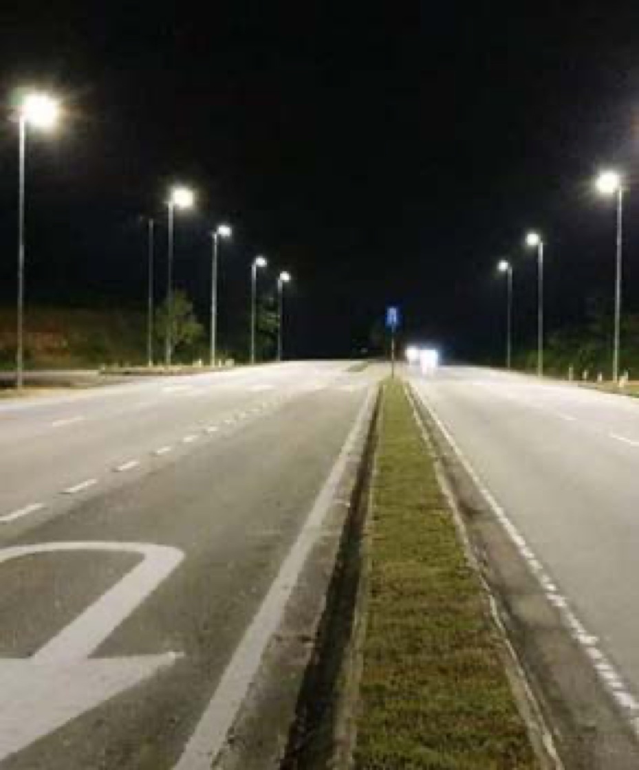 Solar street light installation